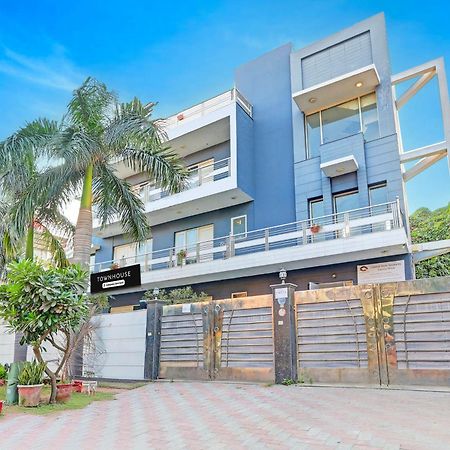 מלון גורגאון Townhouse Sector 49 Sohna Road מראה חיצוני תמונה